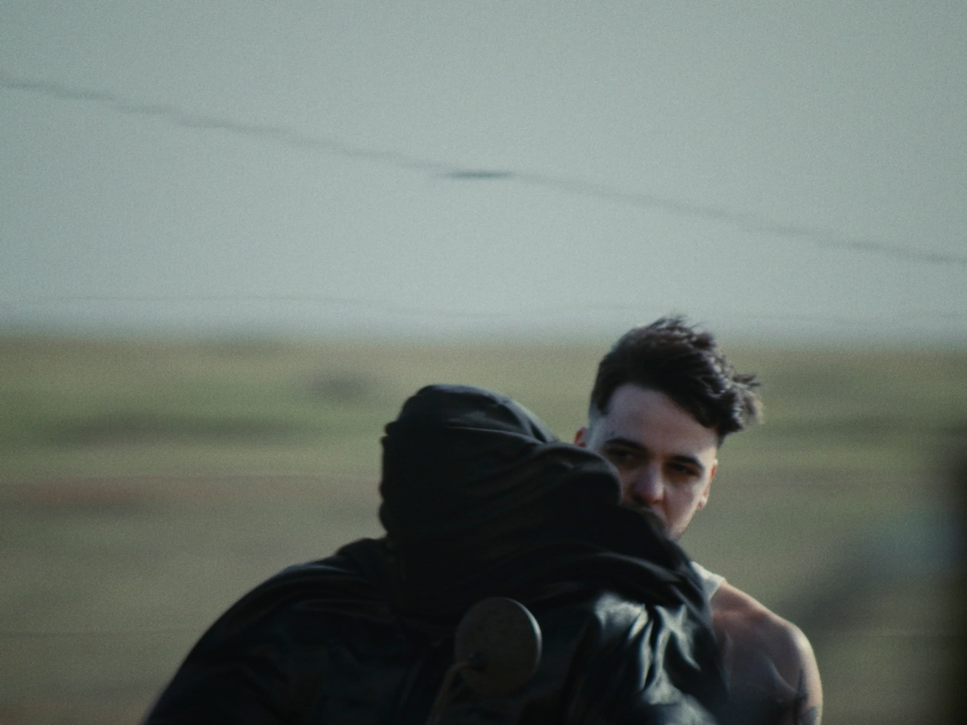 LUCY VAL - ENFIM still 3