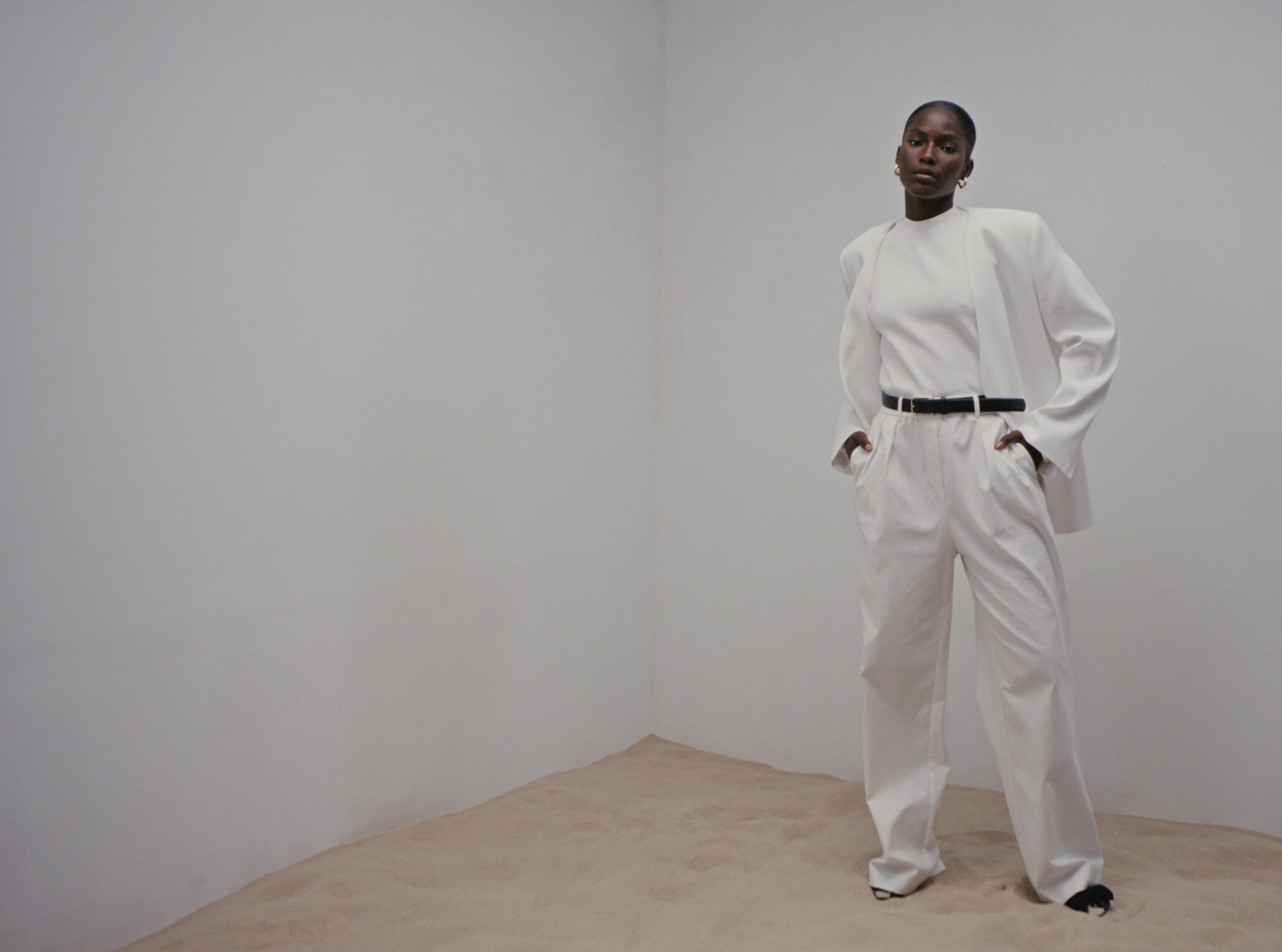 Mango Angola still 5