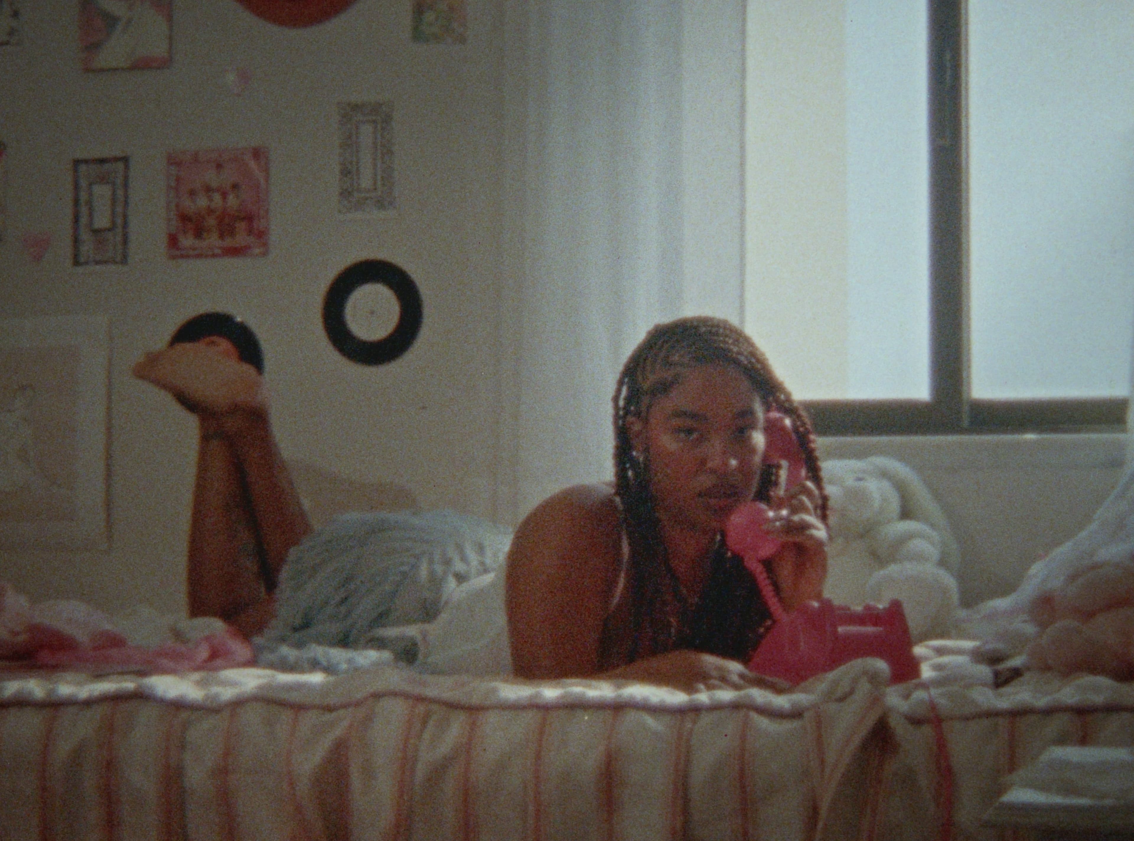 Naomy Vissolela - Atende o Telefone still 3