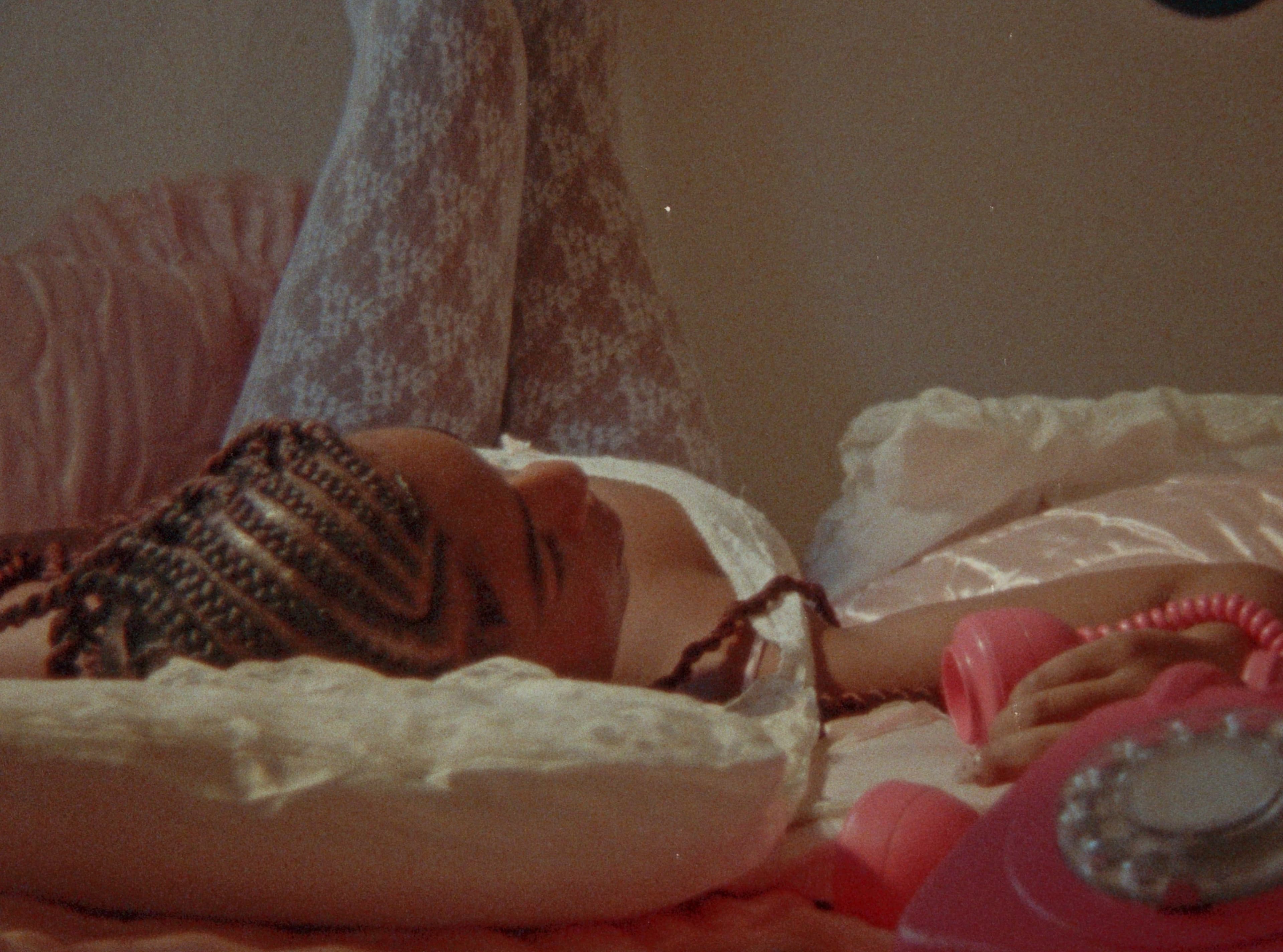 Naomy Vissolela - Atende o Telefone still 4