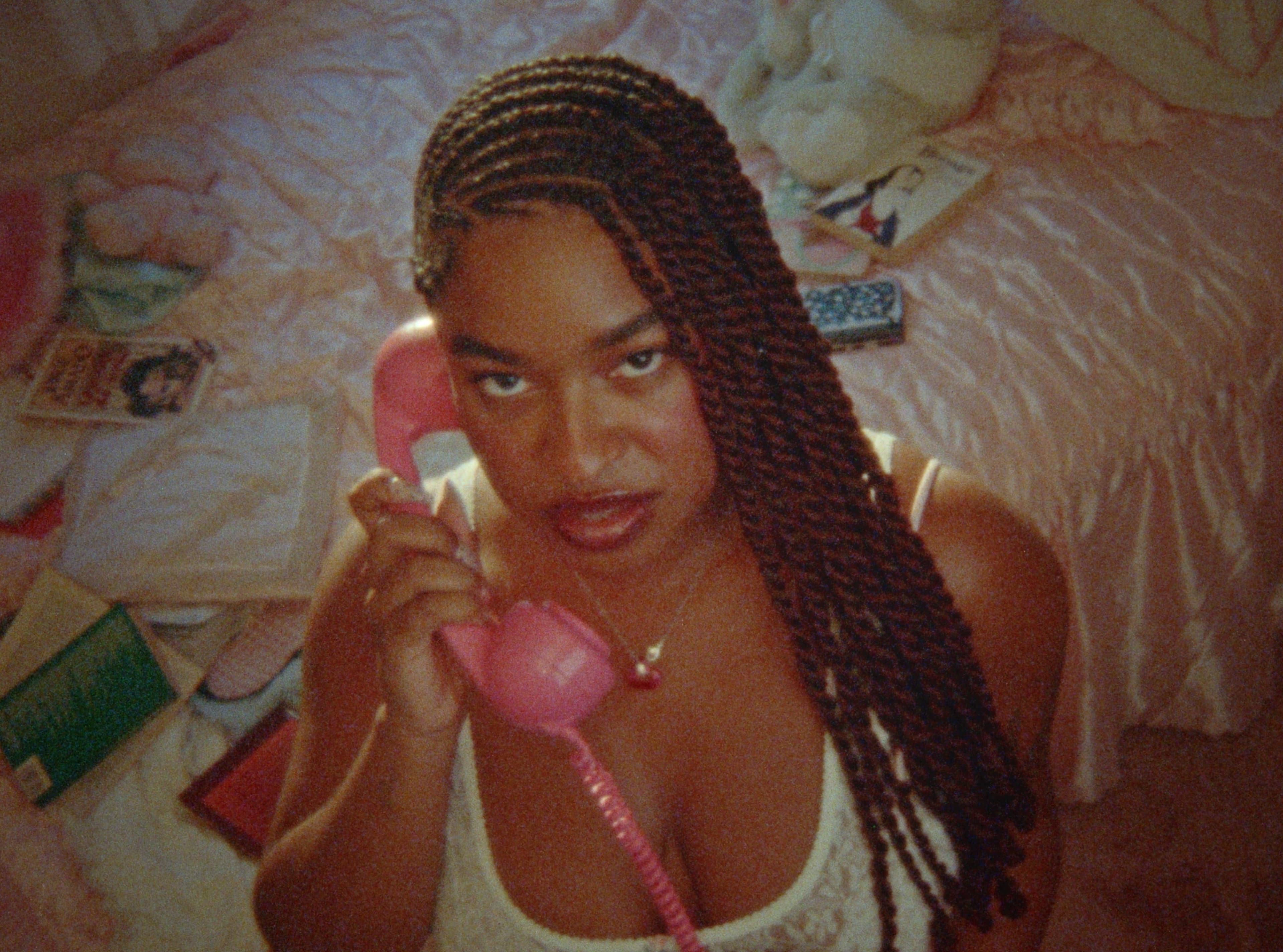 Naomy Vissolela - Atende o Telefone still 7