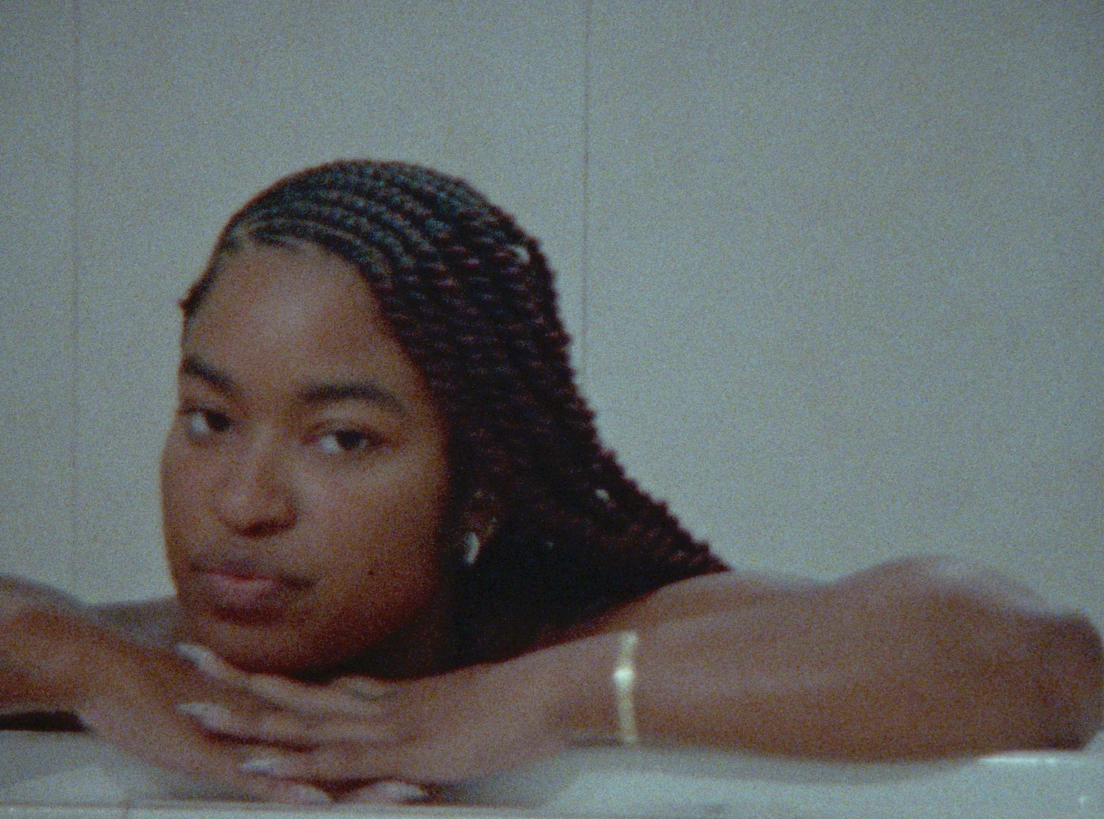 Naomy Vissolela - Atende o Telefone still 9