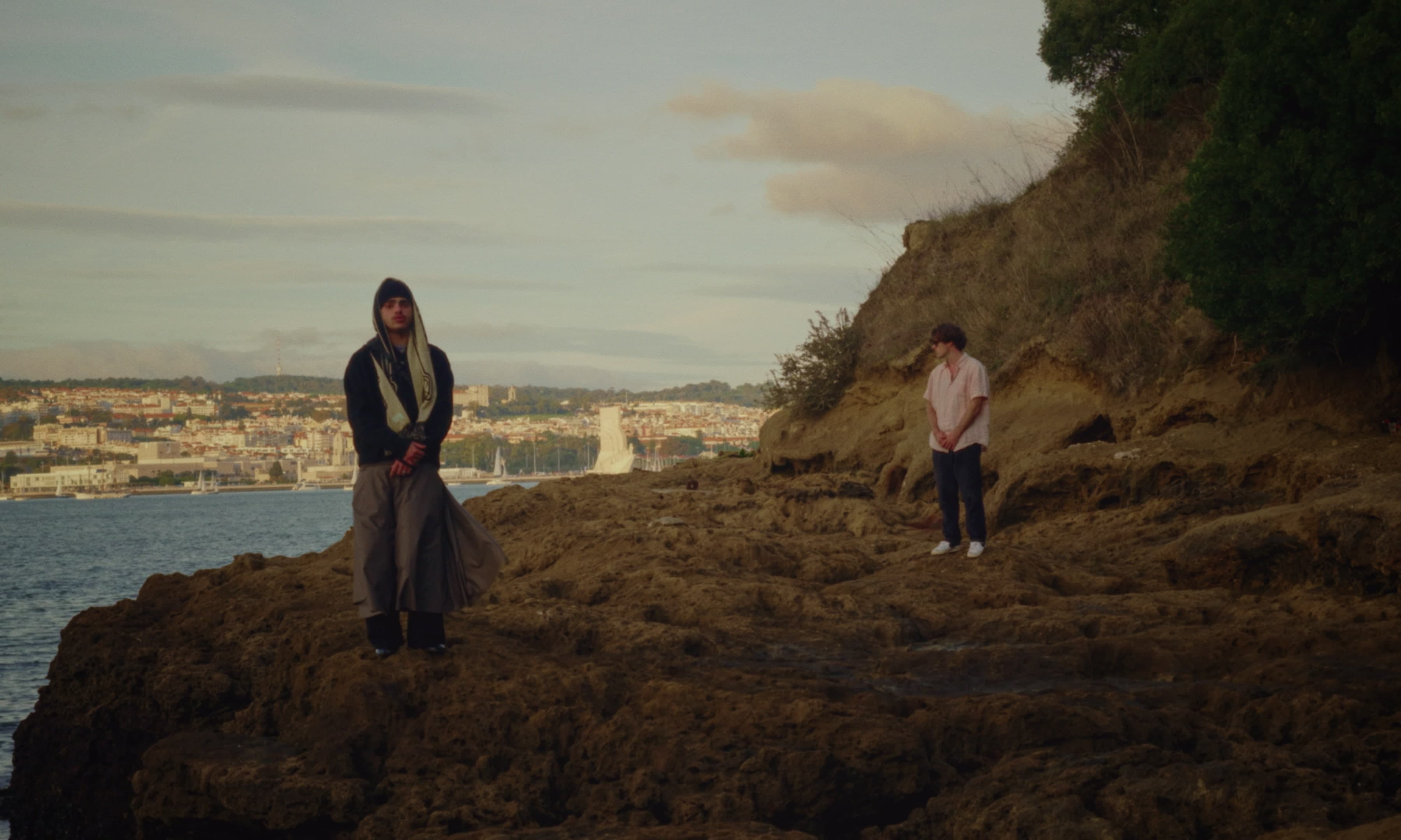 Napa feat. Van Zee - Infinito still 7