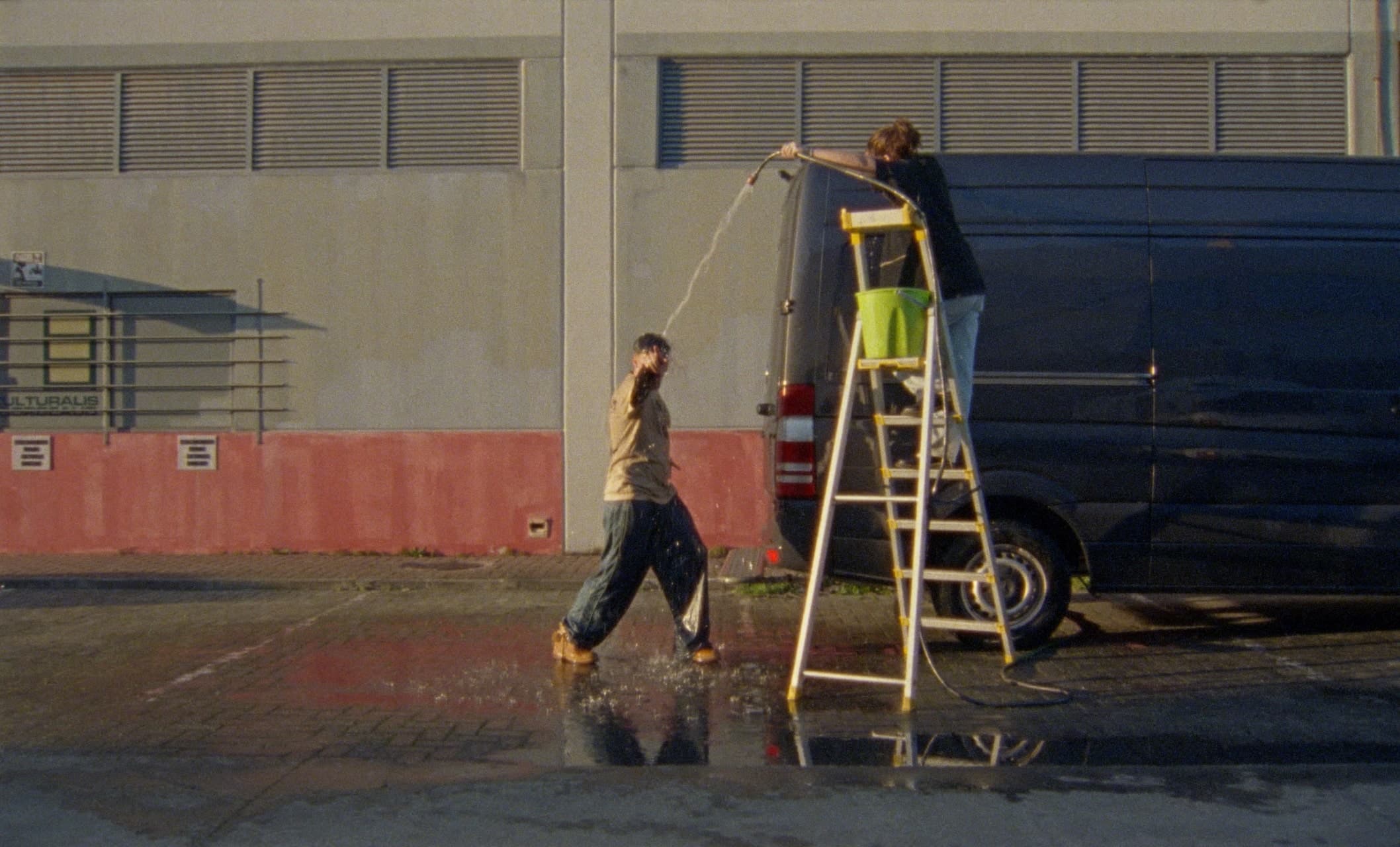 VSP AST - AGUARELA still 8